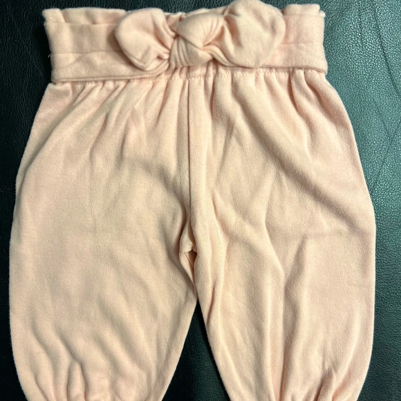 Lullaby Lane matching jogger and floral bodysuit set - 0-3 Months - Picture 3 of 5